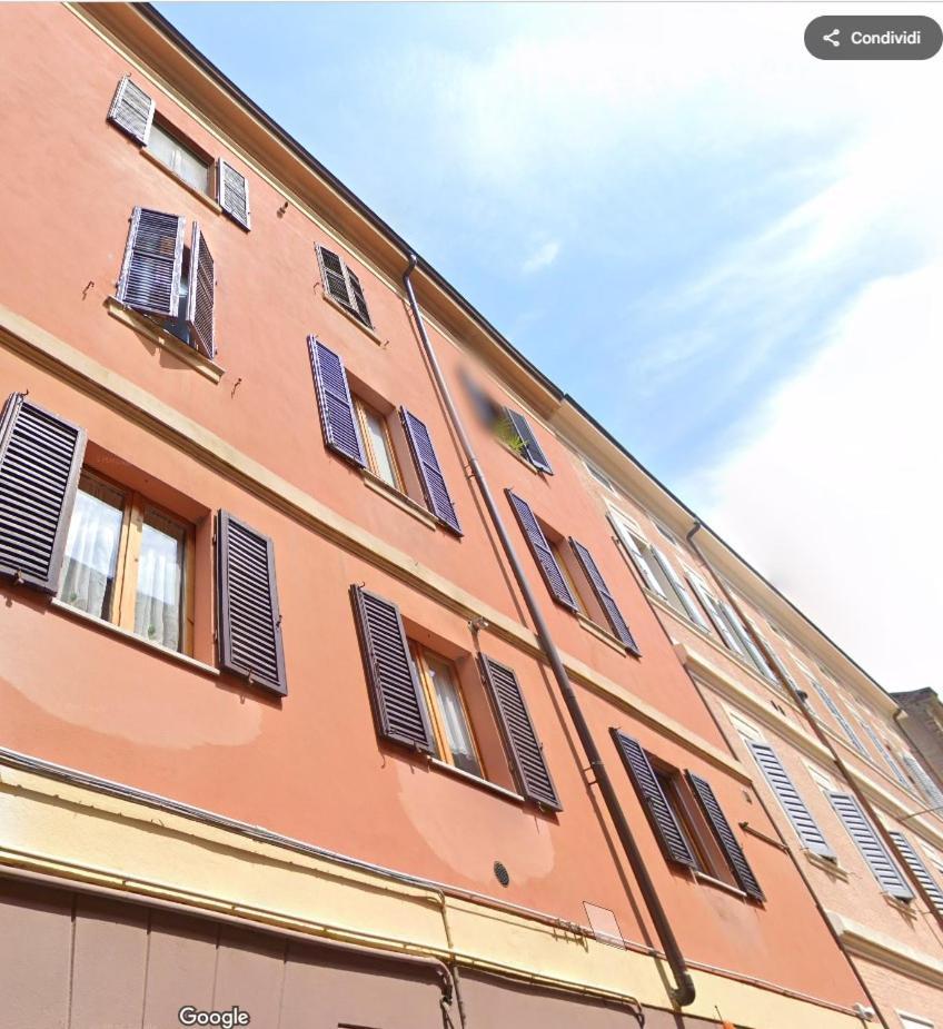 La Sosta-Appartamento A Pochi Passi Dalla Stazione โมดินา ภายนอก รูปภาพ